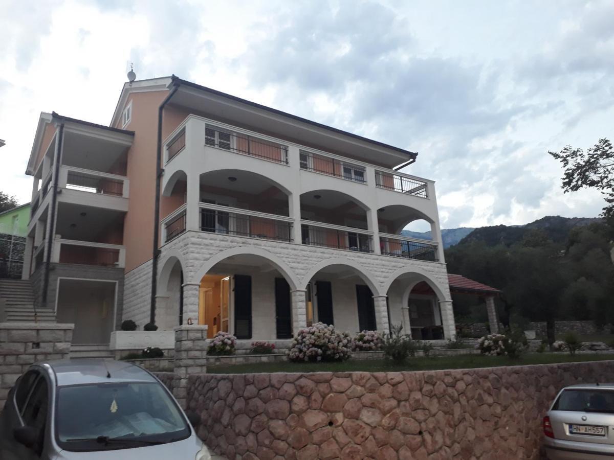 Apartmani Andrea Χέρτσεγκ Νόβι Εξωτερικό φωτογραφία